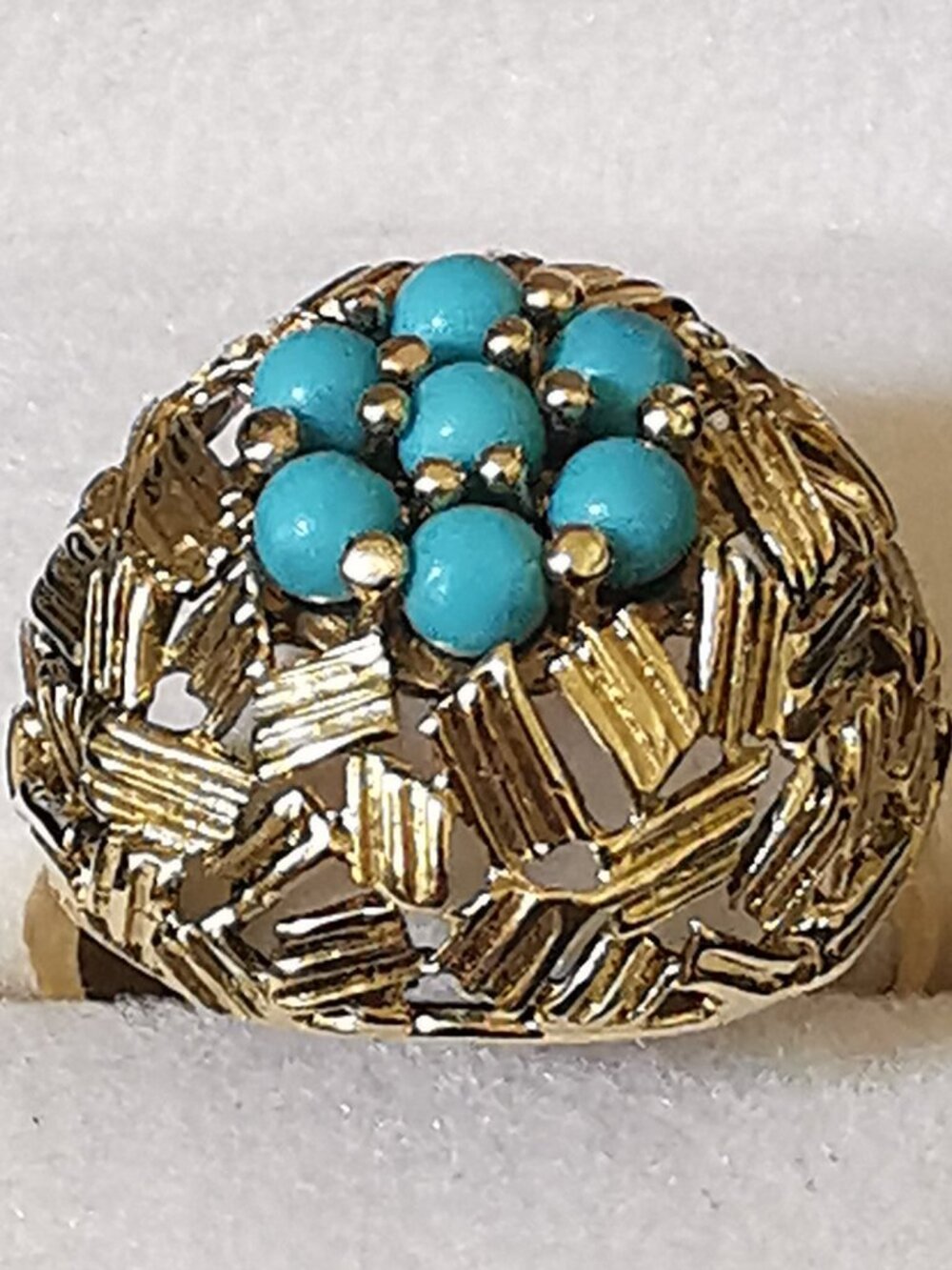 14 Kt Gold and Turquoise Vintage Ring